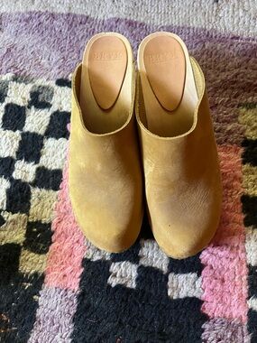 Bryr Clogs